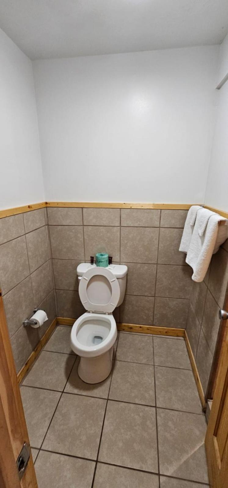 Beverly Hills Inn Aberdeen المظهر الخارجي الصورة